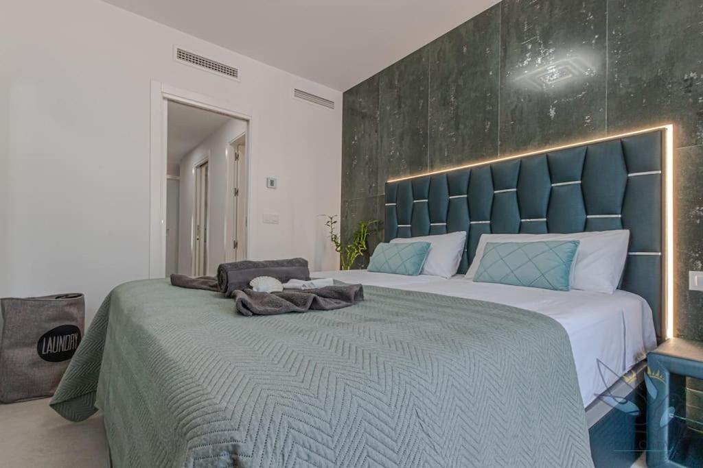 Puerto Marina Luxury 2Bdr Apartment With Sea View Benalmadena Ngoại thất bức ảnh